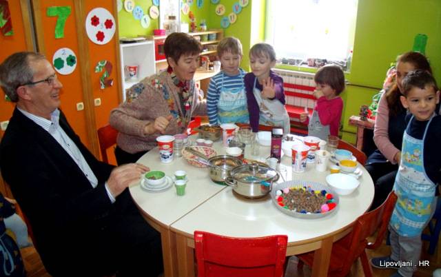 DJEČJEM VRTIĆU DARIVANA KLIMA I TEMATSKI SET IGRAČAKA