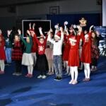 Božićnom priredbom u Osnovnoj školi Josipa Kozarca zaokružili prvo polugodište